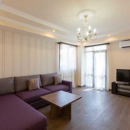 Umba Apartment N3 - Balcony And Mount Ararat View Erywań Zewnętrze zdjęcie