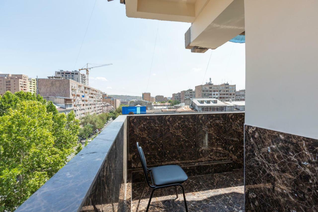Umba Apartment N3 - Balcony And Mount Ararat View Erywań Zewnętrze zdjęcie